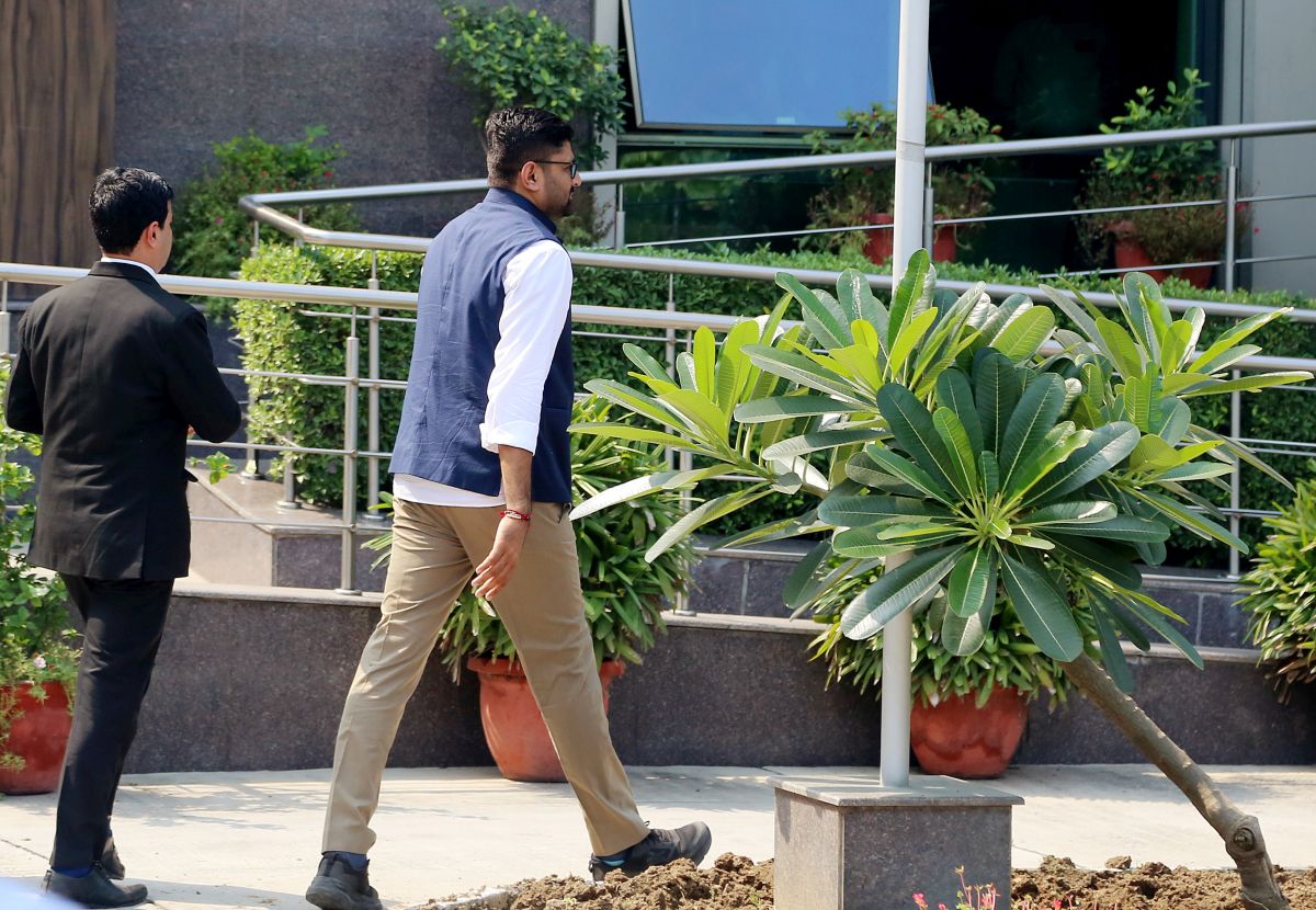 Aam Aadmi Party’s Gujarat unit president Gopal Italia arrives at the National Commission for Women ‘s office over his alleged derogatory remarks about Prime Minister Narendra Modi made in a video, New Delhi, October 13, 2022.