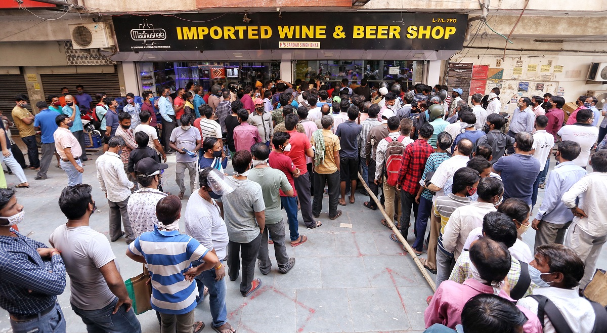 No CCTV, no liquor licence, warns Delhi excise