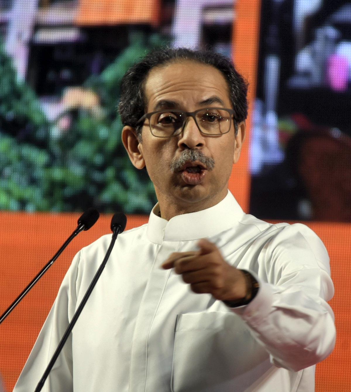 Declare 'K'taka-occupied Maha' as UT: Uddhav