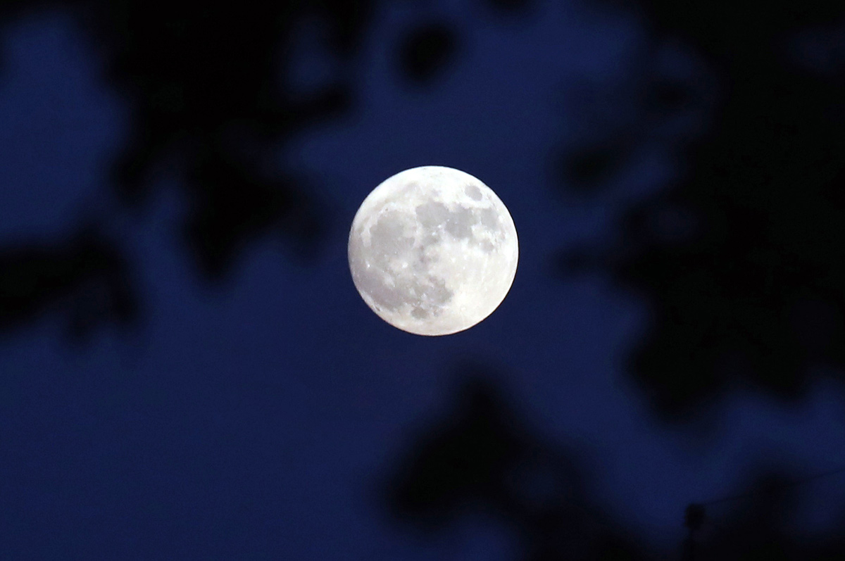 Moon Lighting 💙🤩 #blue #moon #reels #lighting