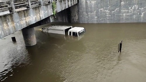 A vehicle submerged in the waterlogged underpass road in Chennai./ANI