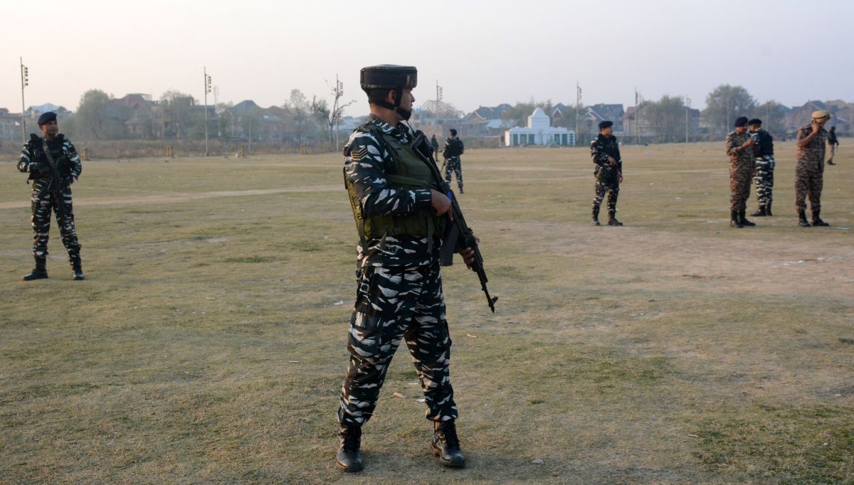 J-K cop playing cricket shot at by terrorist dies