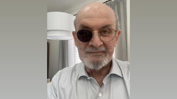 Pic: Kind courtesy @SalmanRushdie/Twitter