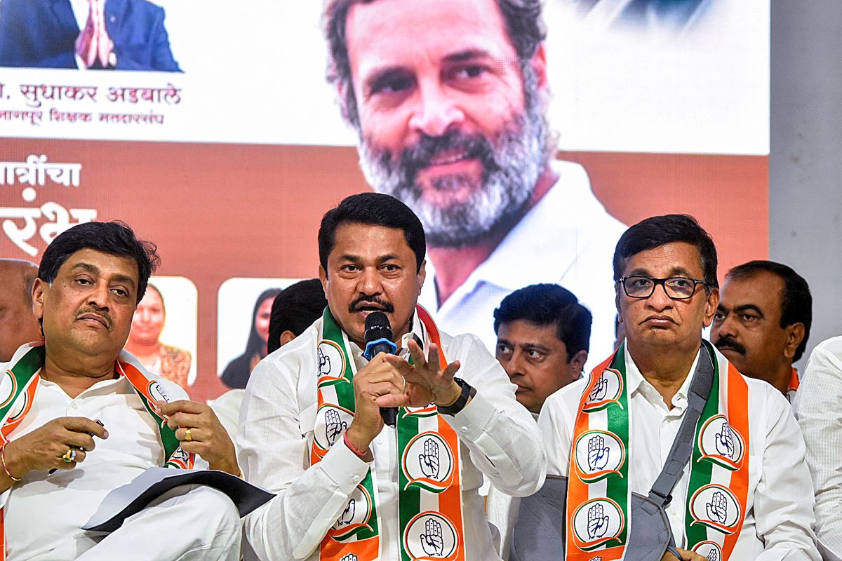 At Maharashtra Congress meeting Patole, Thorat say all is well - Rediff.com