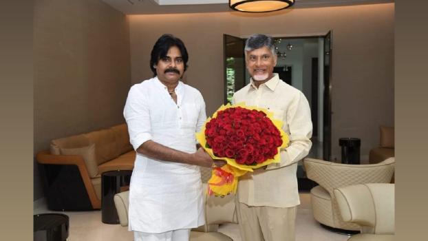 Andhra Chief Minister N Chandrababu Naidu and deputy CM Pawan Kalyan/File image