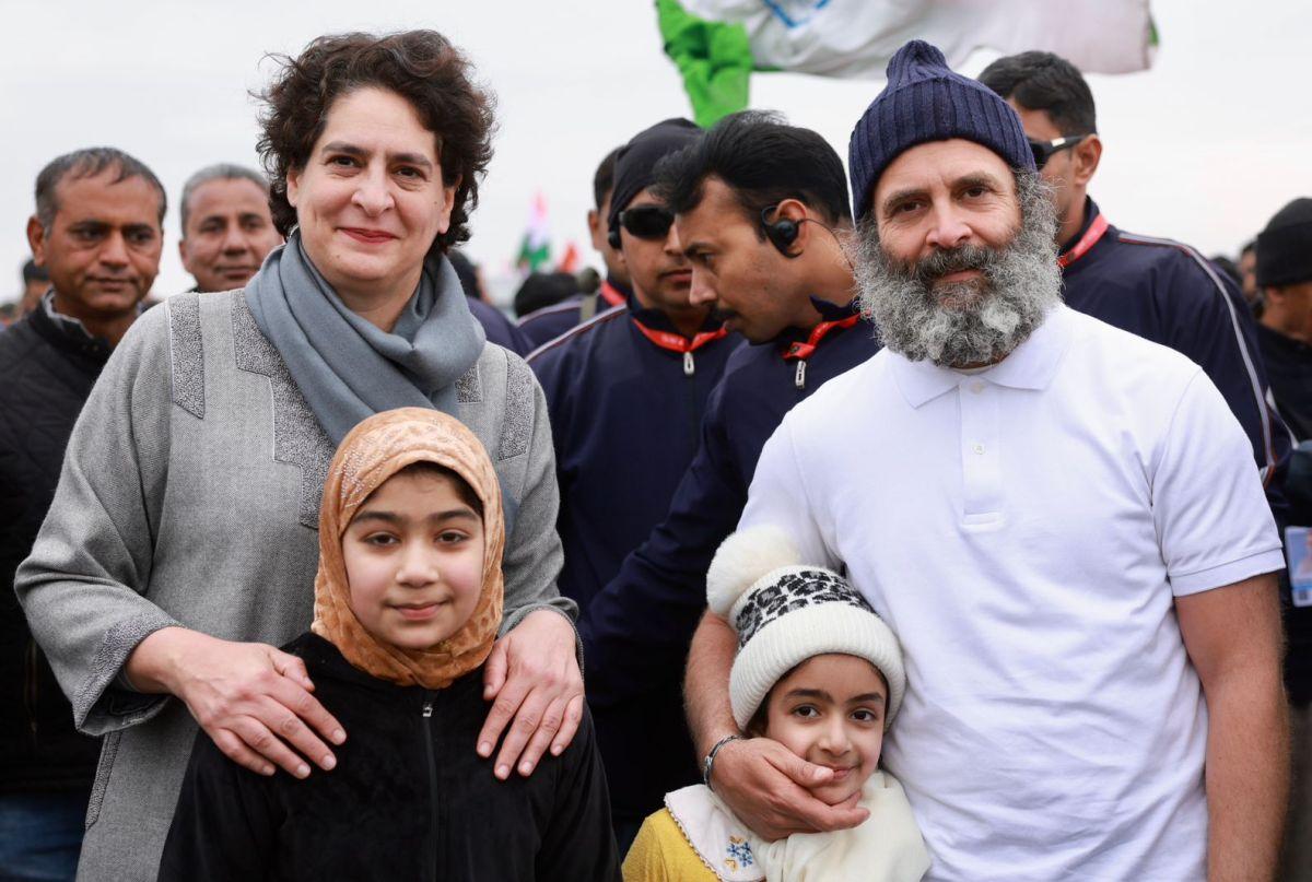 Rahul Gandhi and Priyanka Vadra in Kashmir during the BJY