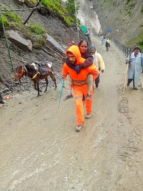 5 Amarnath Pilgrims Die In 36 Hours Toll Rises To 24