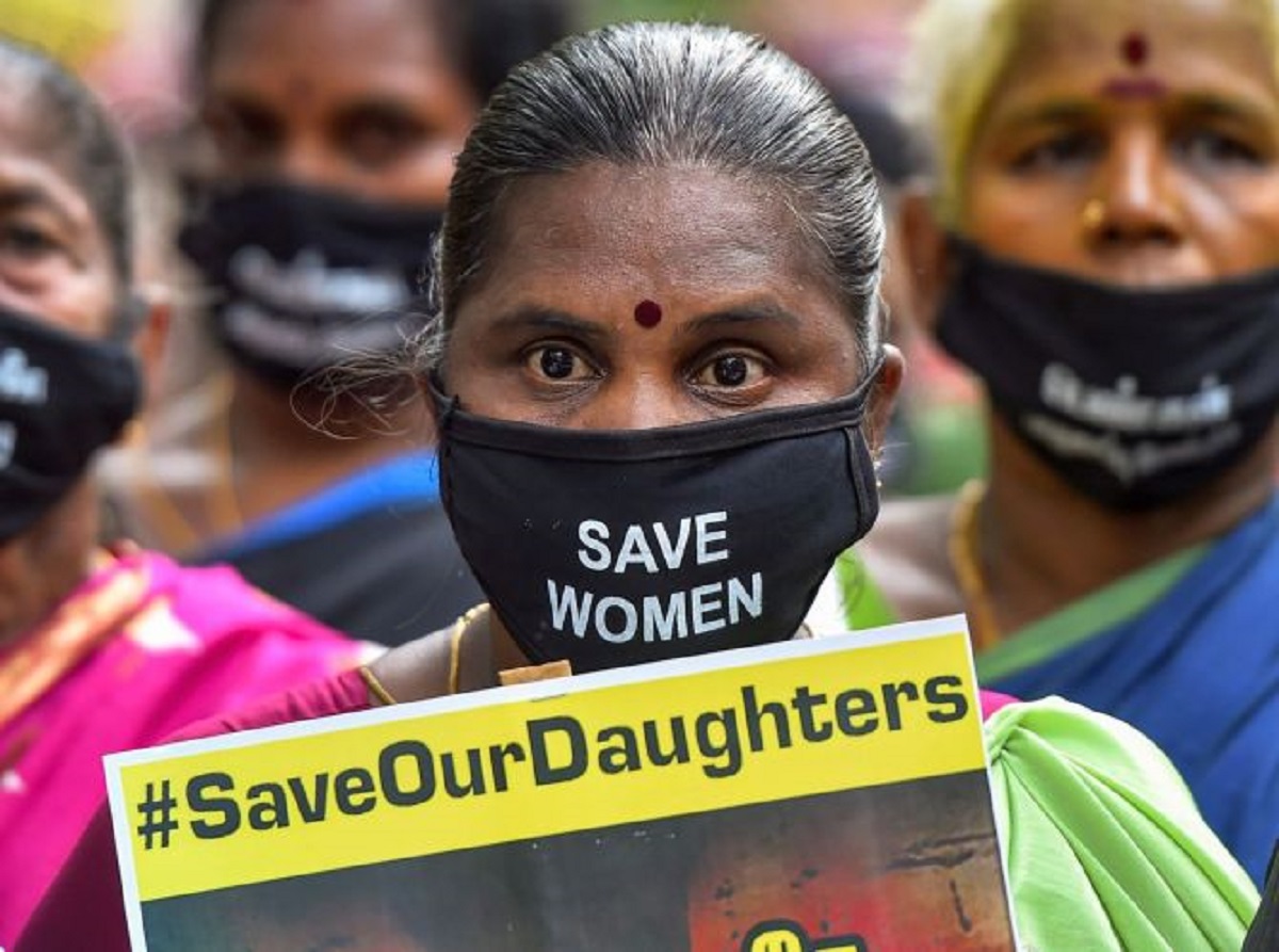 Bangladeshi Real Rape Video - Illegal Bangladeshi held for raping minor girl in Kerala - Rediff.com