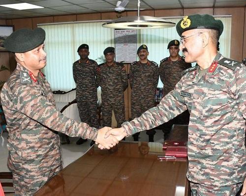 Lt Gen Sanjay Mitra takes over as Commander of Strike 1 Corps