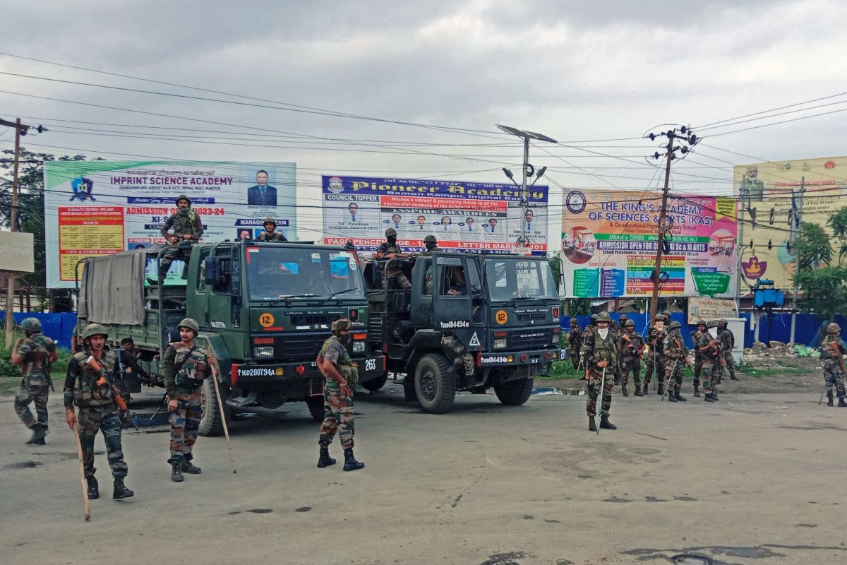 Manipur police armoury loot bid foiled; curfew returns