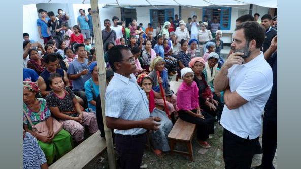 Rahul Gandhi meeting displaced people in Churachandpur