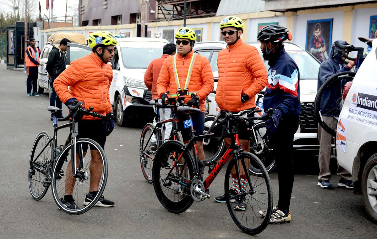 Asia s Longest Cycle Race Begins Rediff