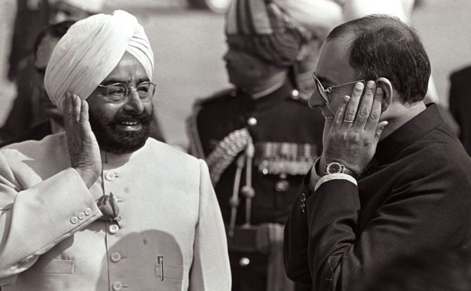 Zail Singh and Rajiv Gandhi