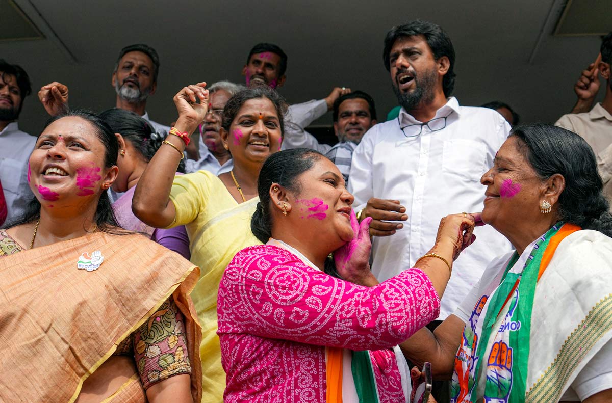 Leads point to comfortable Congress win in Karnataka