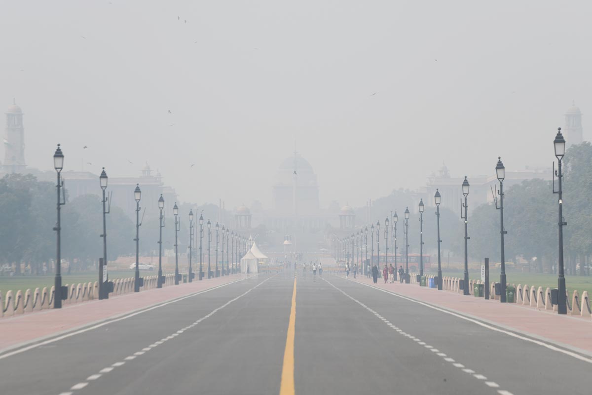 Delhi air improves, but still in 'poor' category