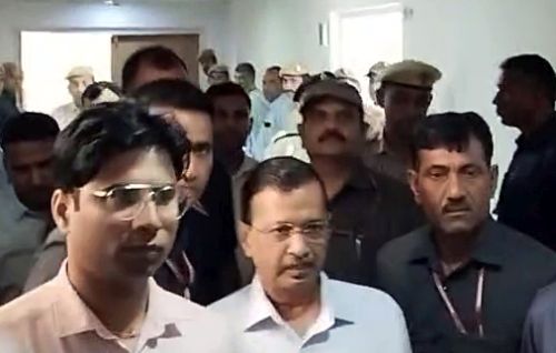 Arvind Kejriwal at the Rouse House Court yesterday