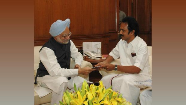 The TN CM shared this picture with Dr Singh