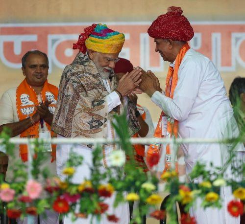 Narendra Modi at the rally in Rajasthan