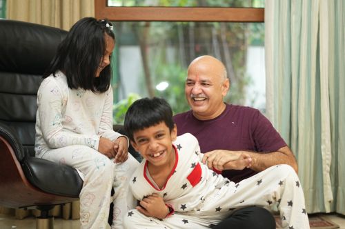 Manish Sisodia plays with his kids