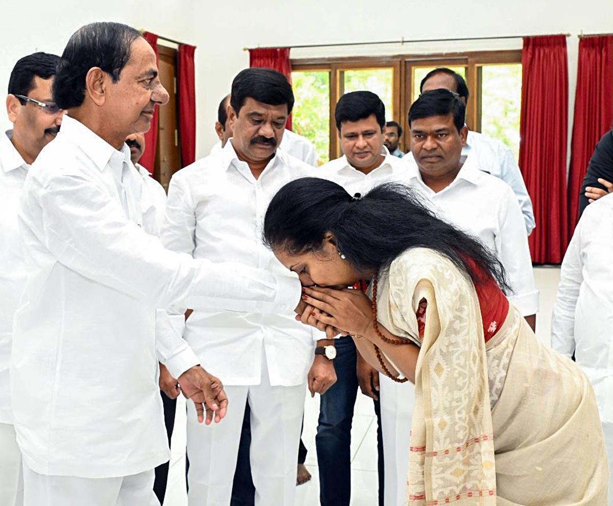 Former Telangana CM and Bharat Rashtra Samithi (BRS) Chief K Chandrashekar Rao with his daughter and party MLC Kavitha