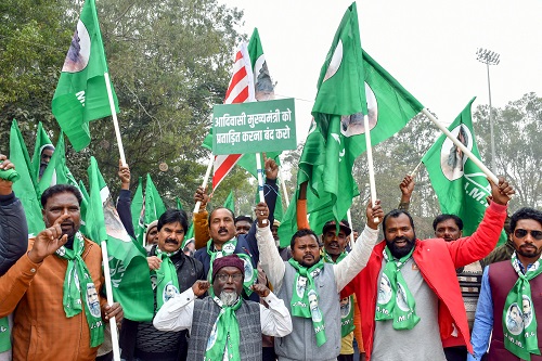 JMM party workers protest against the ED for summons to Hemant Soren in Ranchi/ANI Photo