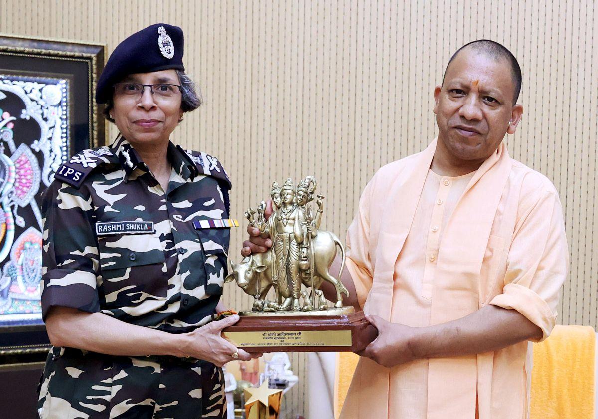 rashmi-shukla-becomes-maharashtra-s-first-woman-dgp-rediff-india-news