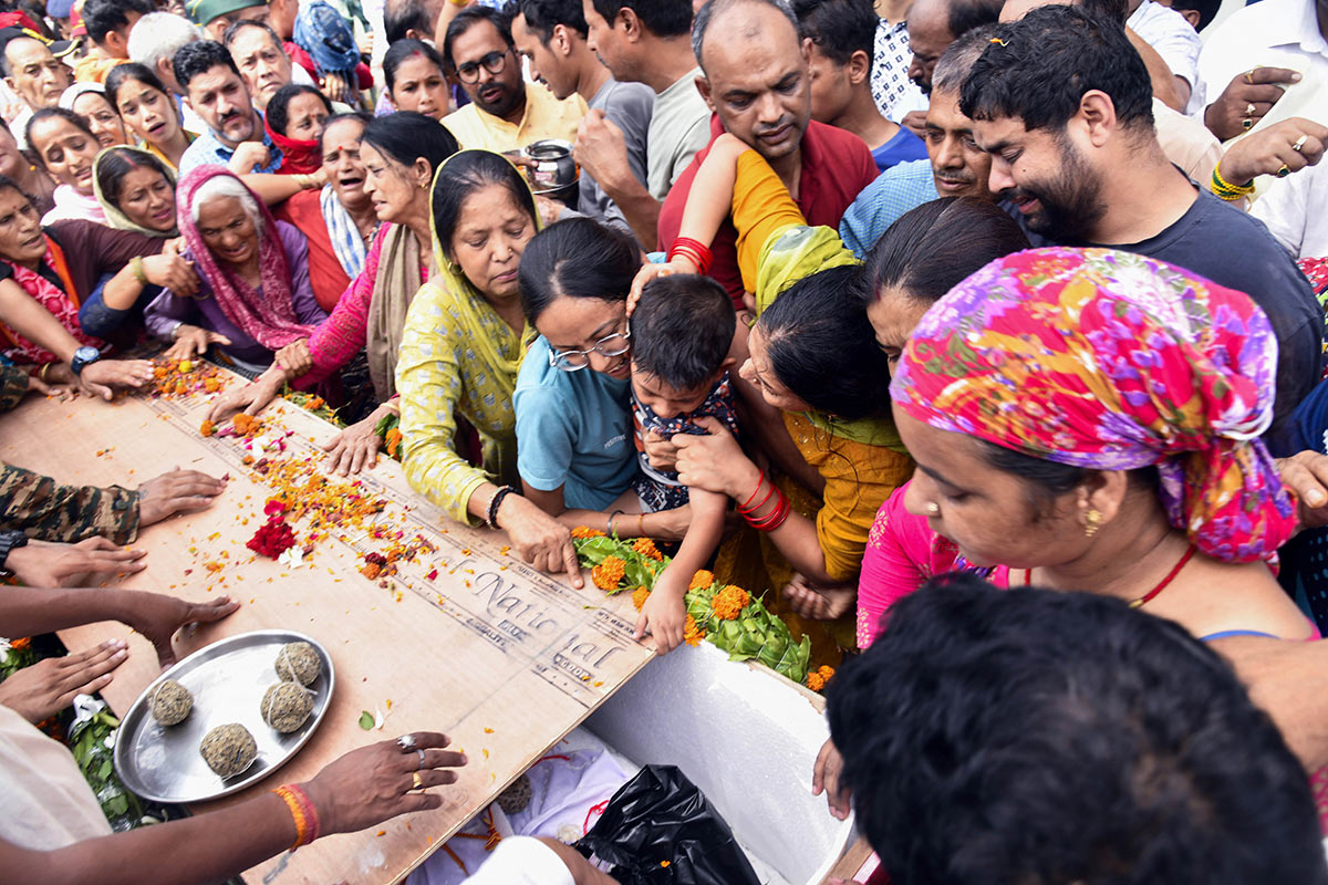 Family mourns the death of Naik Vinod Singh