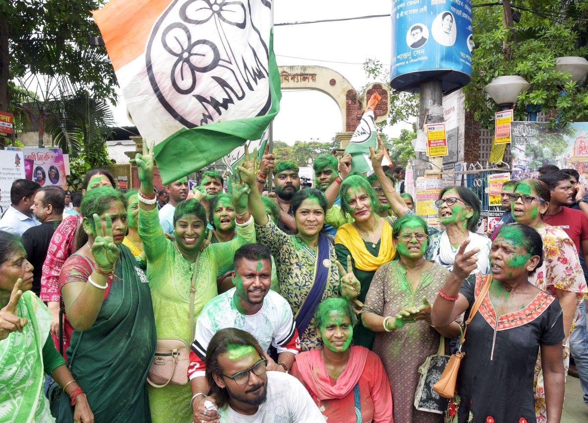 Assembly Bypoll Results: INDIA Bloc Wins 10 Seats, BJP Bags 2 - Rediff ...