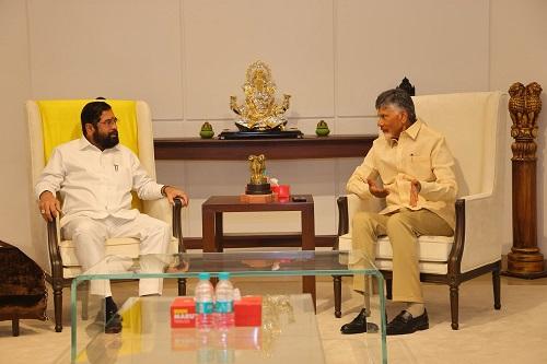 Andhra Pradesh CM Chandrababu Naidu meets his Maha counterpart Eknath Shinde/Courtesy Eknath Shinde on X
