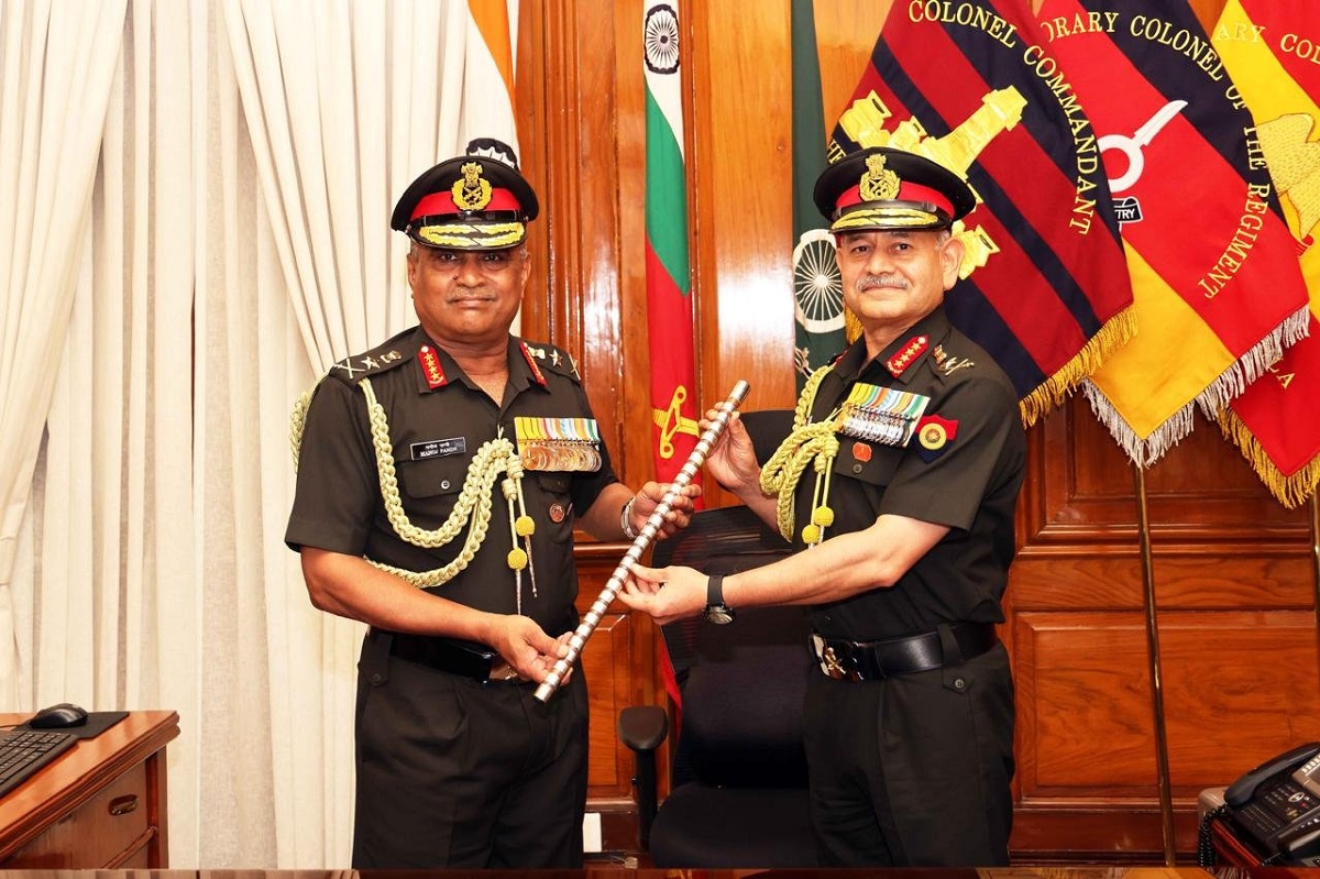 Army Chief General Upendra Dwivedi (right)/File image