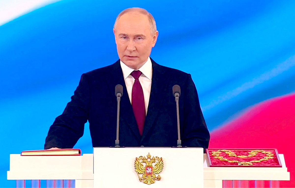 Putin Takes Oath For 5th Term - Rediff.com