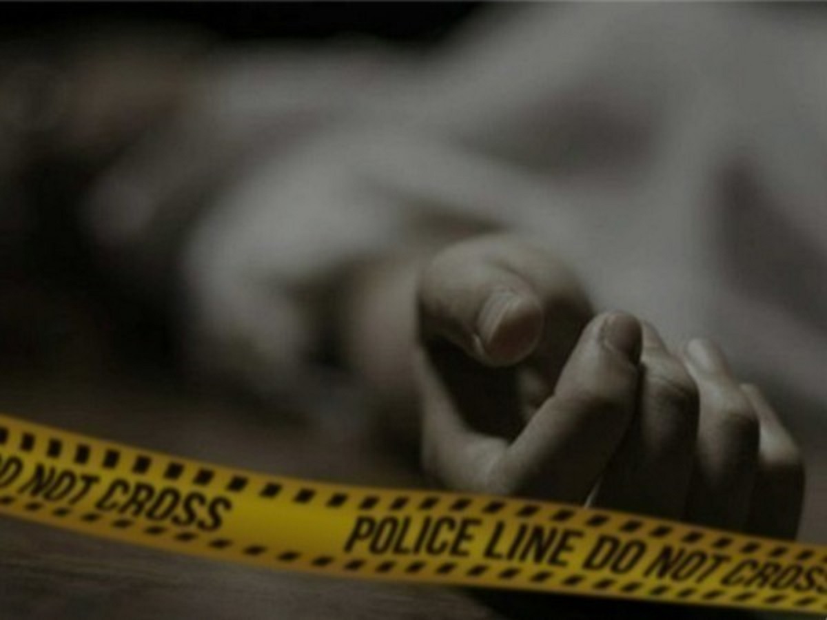 IAS officers' daughter kills self near Maha secretariat