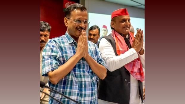 The Delhi CM met Akhilesh Yadav in Lucknow today