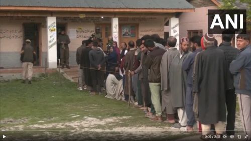Voters at Baramulla