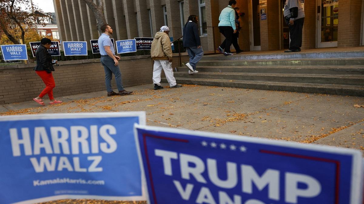 People line up to cast their votes in the 2024 US presidential election in Pittsburgh, Pennsylvania, US, November 5, 2024/Quinn Glabicki/Reuters