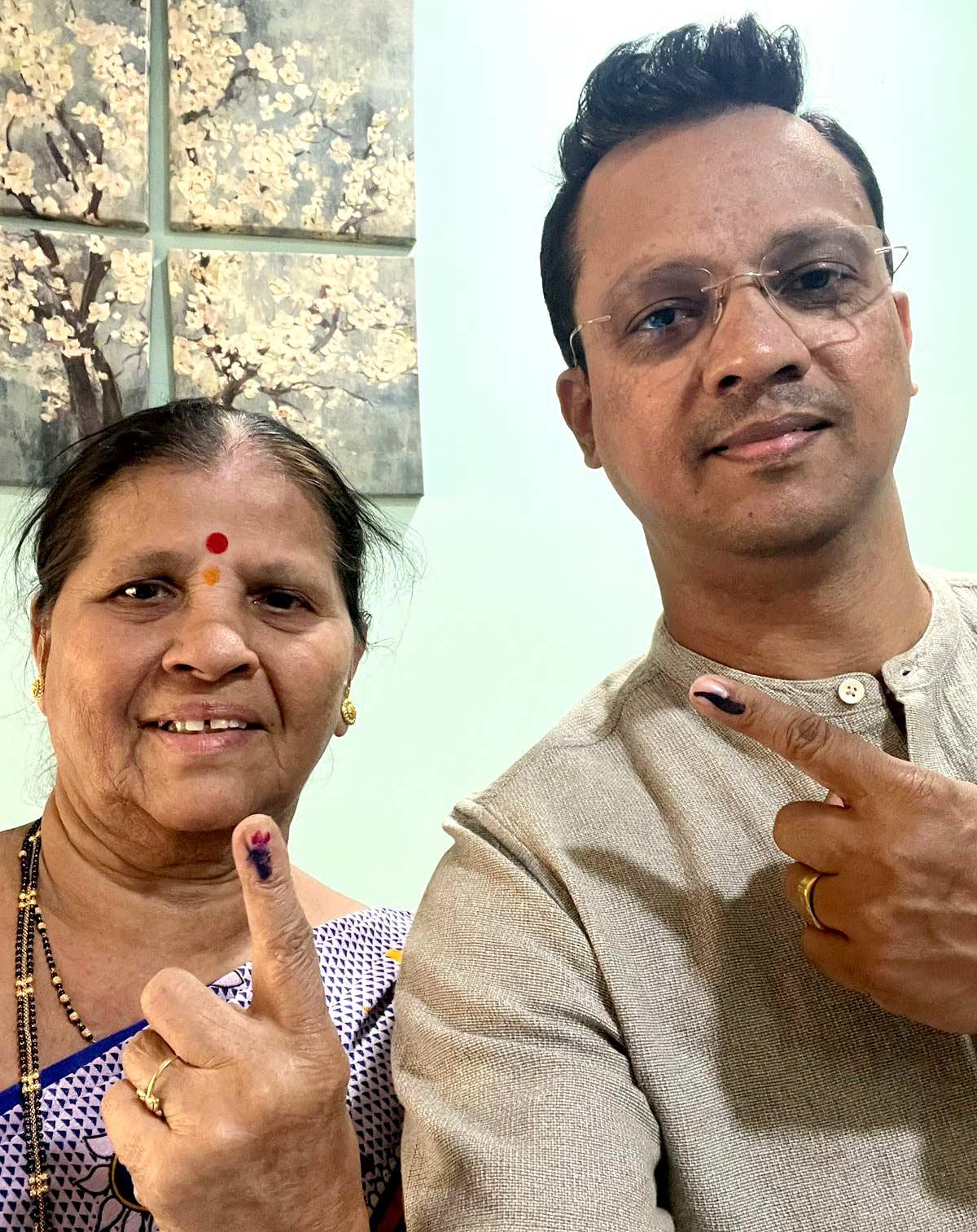 Voters Mumbai