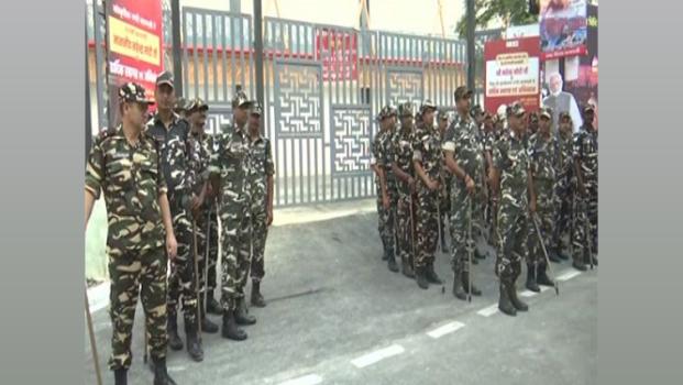 Security personnel being deployed ahead of PM Narendra Modi's visit to Varanasi/ANI Photo