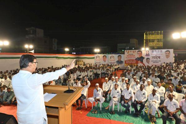 Balasaheb Thorat at a rally.