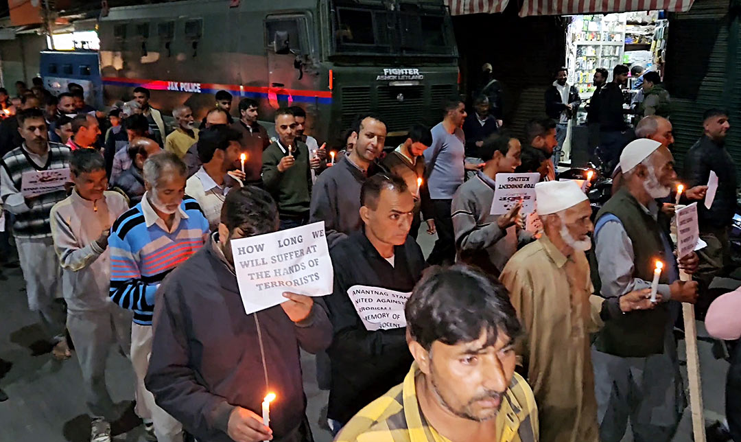 Locals hold a candlelight march against Gagangir attack