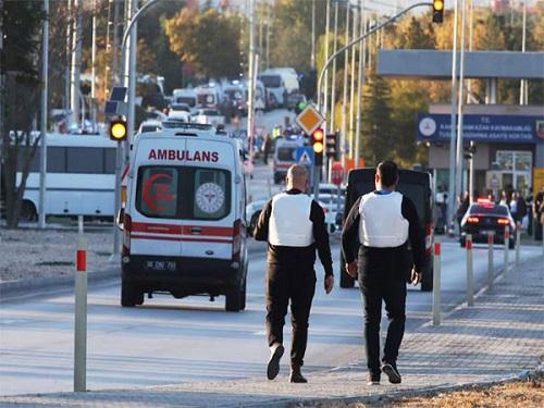 Security forces at the terrorist attack site in Ankara, Turkey/Reuters/ANI Photo