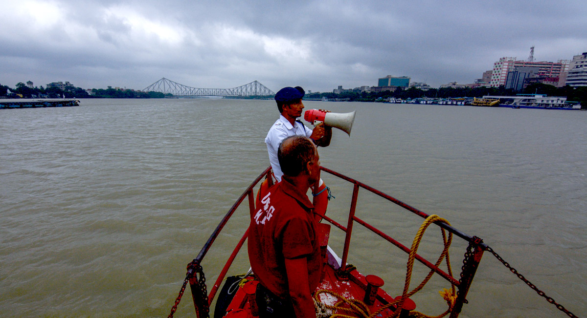 photograph of cyclone dana in West Bengal