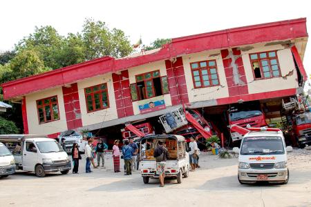 Earthquake rescue in Myanmar