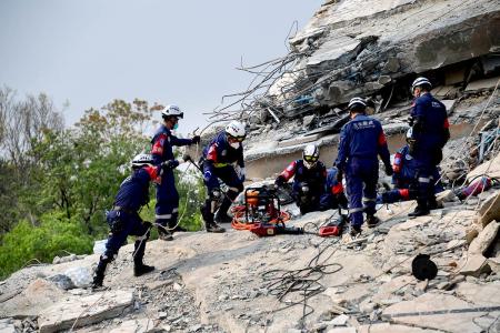 Earthquake rescue in Myanmar