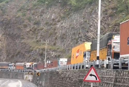 J-K: Heavy rains lash parts of Udhampur; National Highway blocked