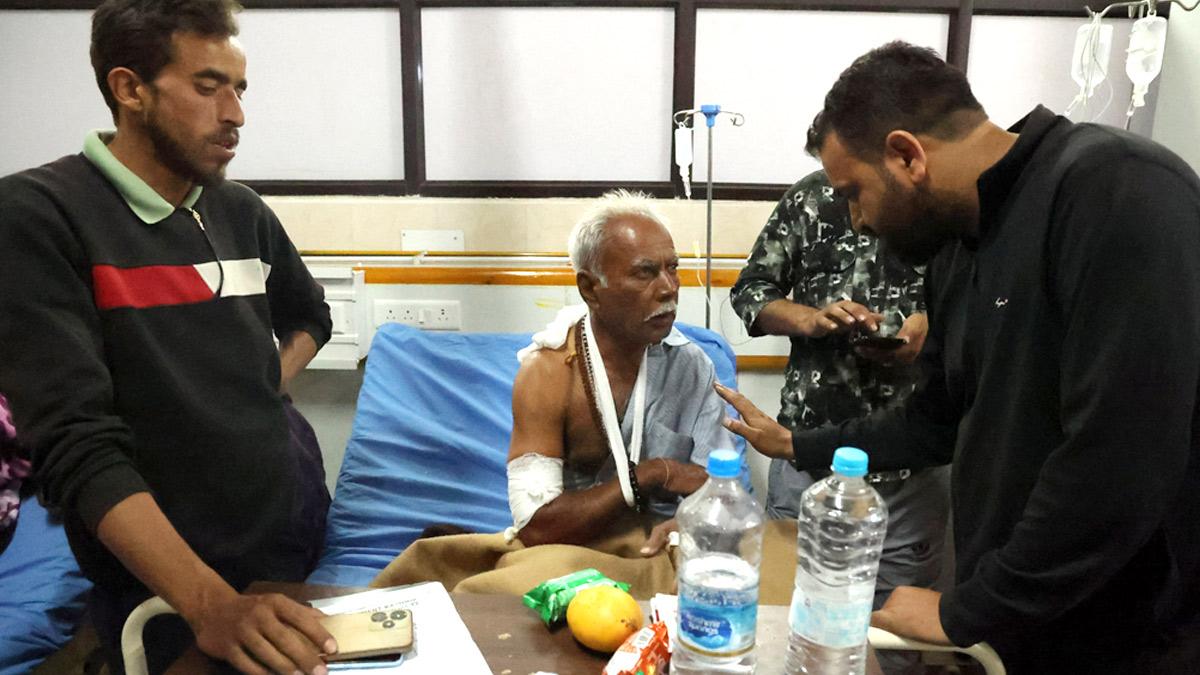 A survivor of the terror attack gets treated in Srinagar. Pic: Reuters