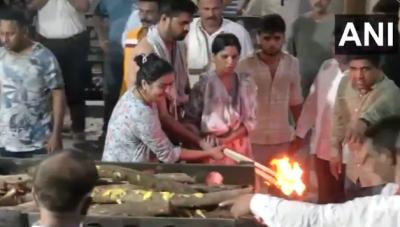 Dilip Desale's cremation in New Panvel, Maharashtra