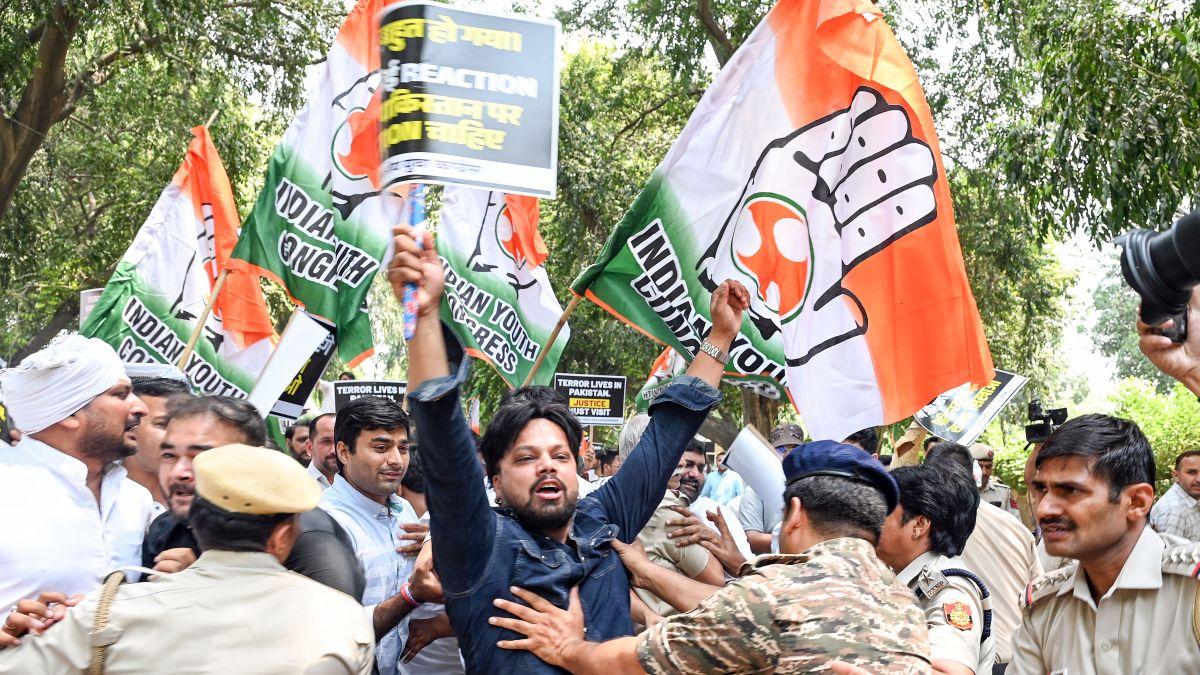 Congress workers protest over the terror attack