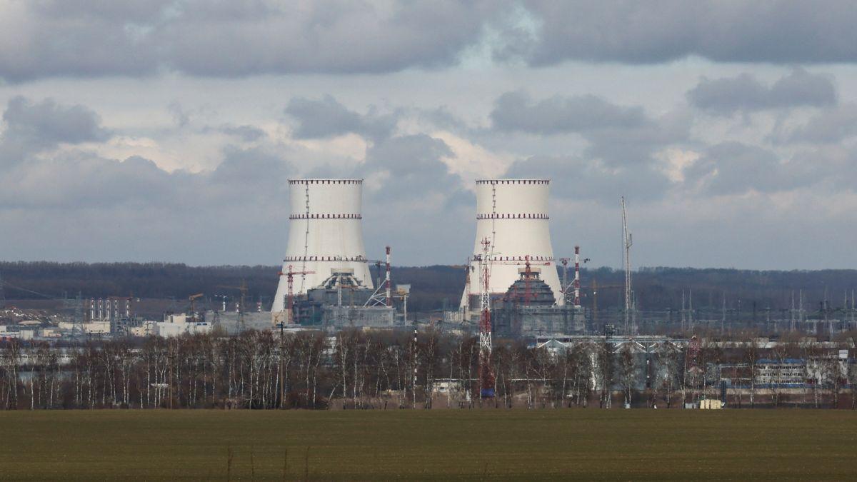 ইউক্রেনের হামলায় রুশ ওরেণবার্গ গ্যাস প্ল্যান্ট ক্ষতিগ্রস্ত! কর্মীরা সুরক্ষিত হলেও প্ল্যান্টের অংশ ক্ষতিগ্রস্ত, চরম উত্তেজনা ইউক্রেনের হামলায় রুশ ওরেণবার্গ গ্যাস প্ল্যান্ট ক্ষতিগ্রস্ত! কর্মীরা সুরক্ষিত হলেও প্ল্যান্টের অংশ ক্ষতিগ্রস্ত, চরম উত্তেজনা