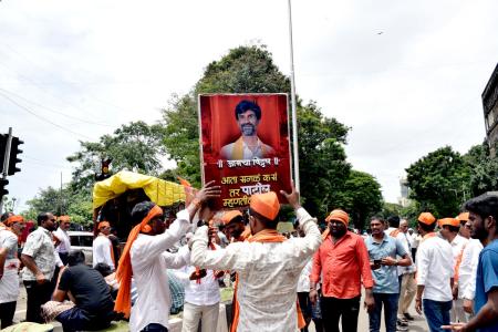 Activists demonstrate for Maratha community reservation at Mumbai rally Activists demonstrate for Maratha community reservation at Mumbai rally