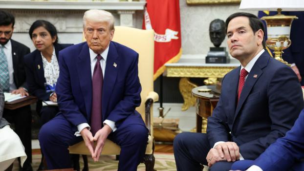 Pic: Kevin Lamarque/Reuters